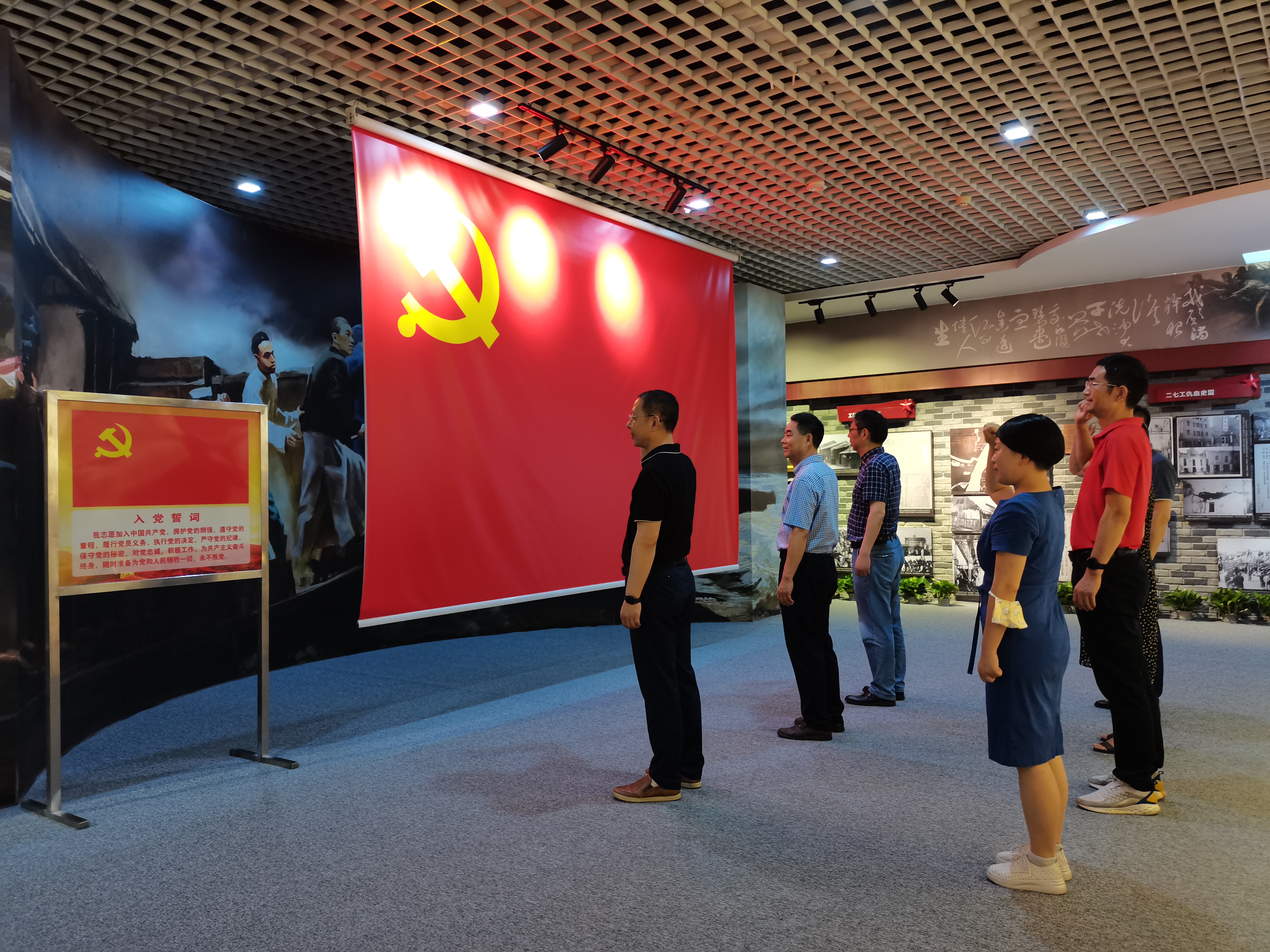 1657503866116066867.jpg 3da7e9be2b89d6a7c488dfb7c7ec8c4.jpg