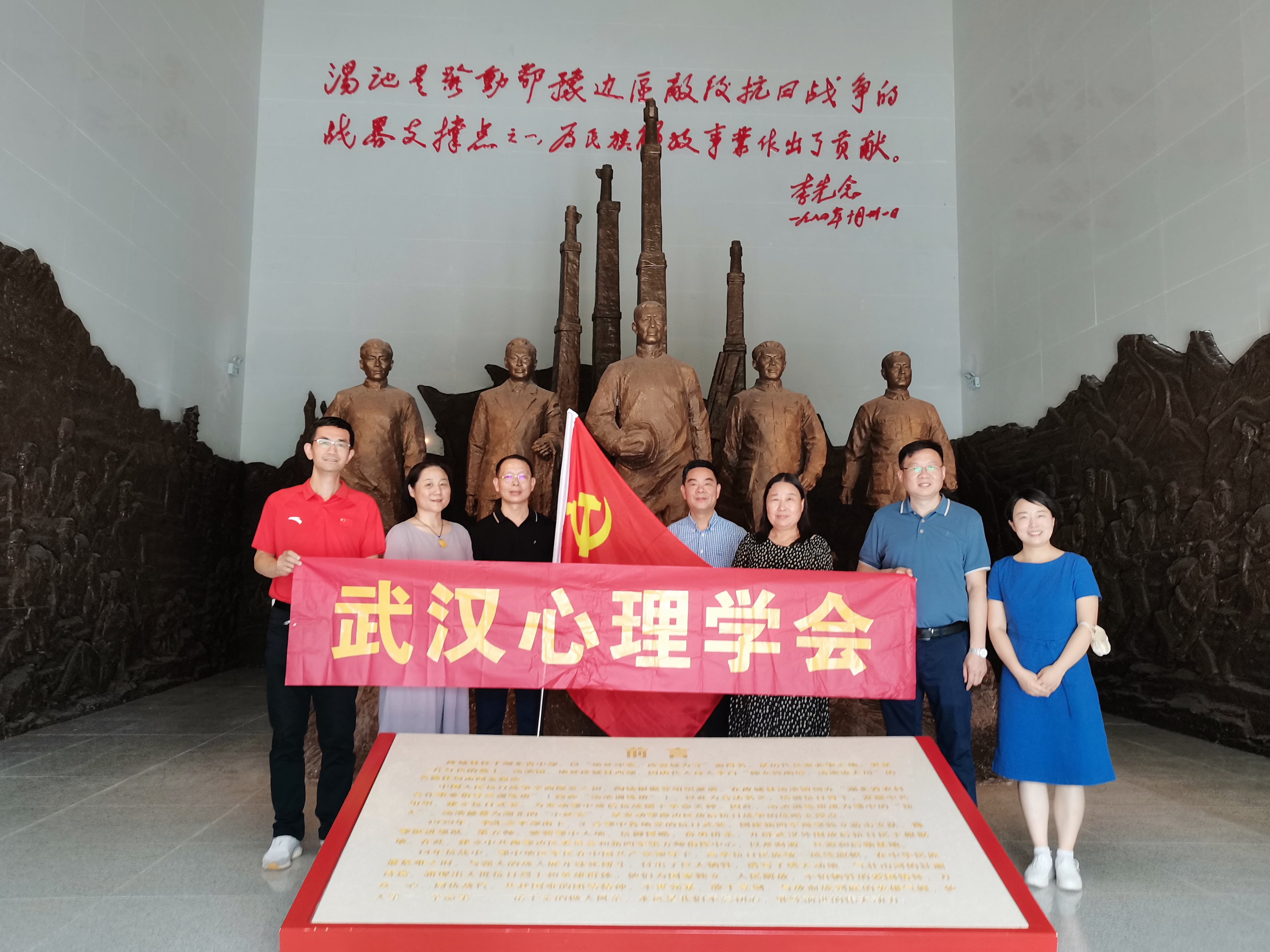 1657504093876018413.jpg 6471b3e931c3b9a0922f13277a66091.jpg